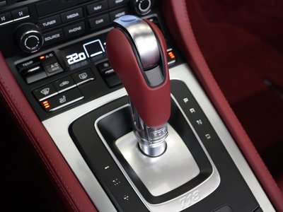 صورة مصغرة 62 لـ 2023 Porsche 718