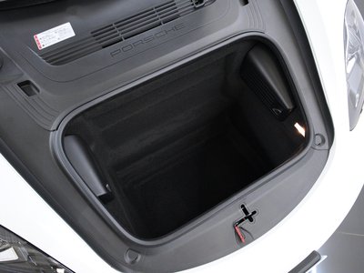 صورة مصغرة 33 لـ 2023 Porsche 718