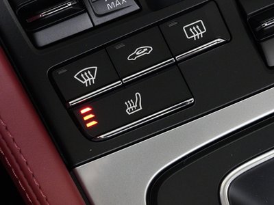 صورة مصغرة 60 لـ 2023 Porsche 718