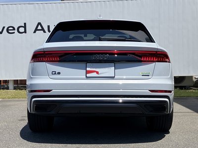 AUDI Q8 - 8
