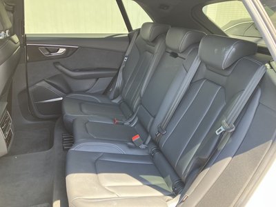 صورة مصغرة 11 لـ 2024 AUDI Q8