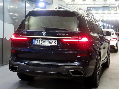 صورة 3 لـ 2021 BMW X7