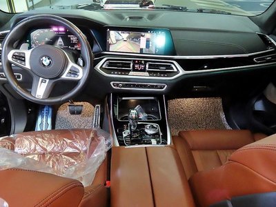 صورة 10 لـ 2021 BMW X7