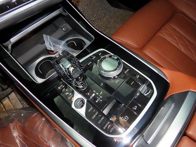 2021 BMW X7 — миниатюра 12