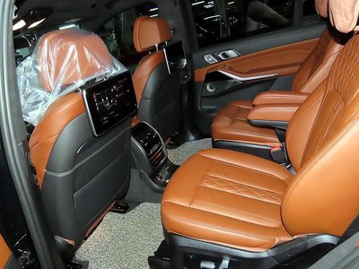 صورة 4 لـ 2021 BMW X7