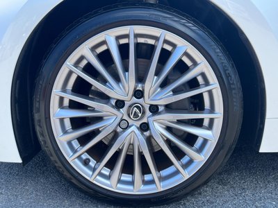 2025 Lexus IS thumbnail 68