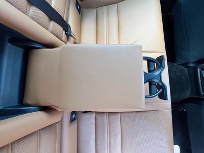 2025 Lexus IS thumbnail 41