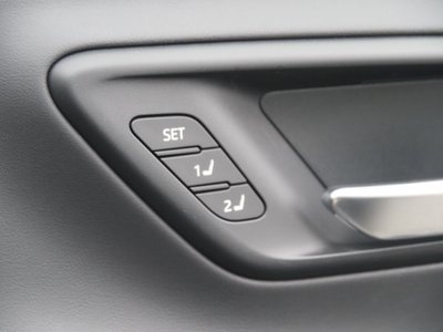 صورة مصغرة 61 لـ 2023 Toyota CROWN CROSSOVER