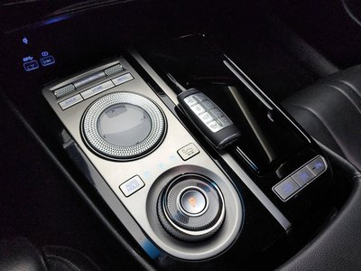 GENESIS G80 (RG3) - 9