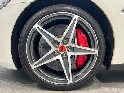 2011 FERRARI CALIFORNIA — миниатюра 39