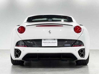 2011 FERRARI CALIFORNIA — миниатюра 11