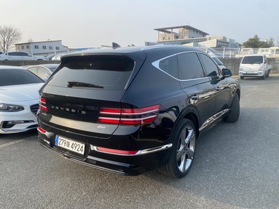GENESIS GV80 - 3