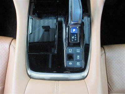 صورة مصغرة 15 لـ 2023 Toyota VELLFIRE