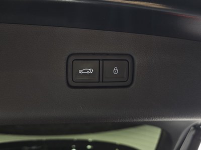 2024 Genesis GV70 thumbnail 31