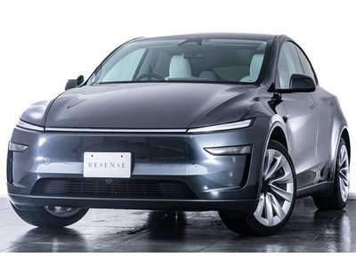 TESLA MODEL Y - 4