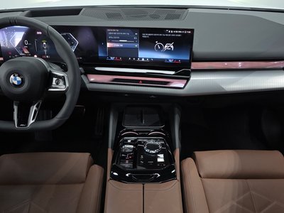 BMW 5 SERIES - 5
