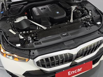 BMW 5 SERIES - 7