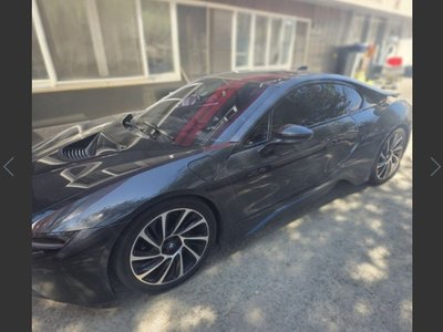 BMW I8 - 2