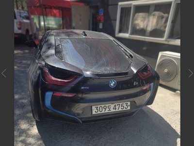 BMW I8 - 4
