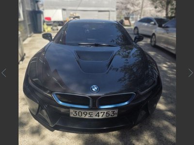BMW I8 - 1