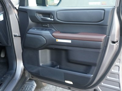 TOYOTA LAND CRUISER 250 - 10