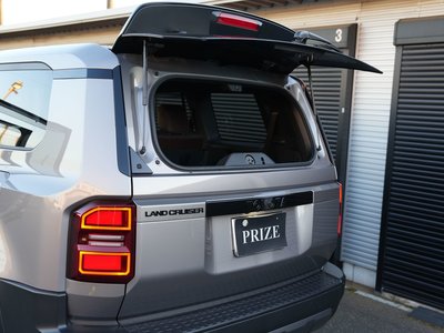 TOYOTA LAND CRUISER 250 - 9