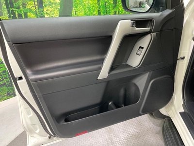 صورة مصغرة 53 لـ 2023 Toyota LAND CRUISER PRADO