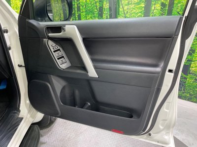 صورة مصغرة 54 لـ 2023 Toyota LAND CRUISER PRADO