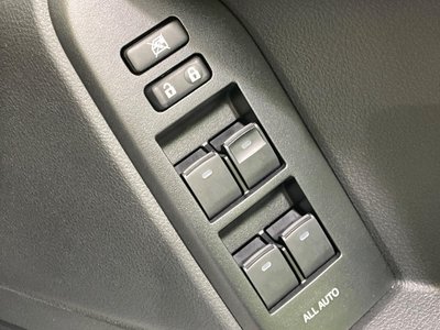 صورة مصغرة 52 لـ 2023 Toyota LAND CRUISER PRADO
