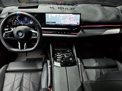 BMW 5 SERIES - 5