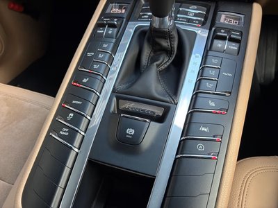 صورة مصغرة 25 لـ 2019 Porsche MACAN