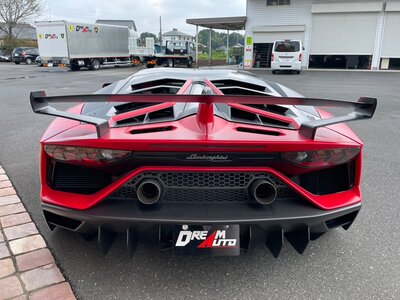 LAMBORGHINI AVENTADOR - 5