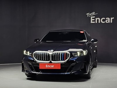 صورة 2 لـ 2024 BMW 5 SERIES