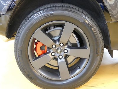 LAND ROVER DEFENDER - 6