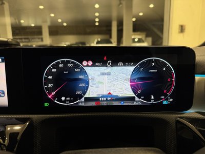 MERCEDES-BENZ CLA - 10