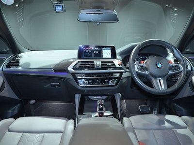 2021 BMW X4 M 缩略图 21