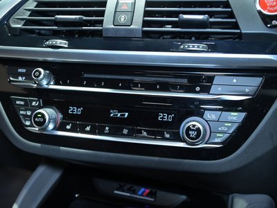 2021 BMW X4 M 缩略图 45