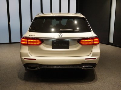 MERCEDES-BENZ E-CLASS - 8