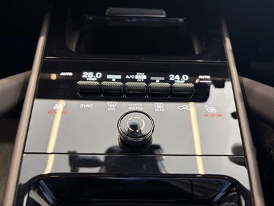 2024 Porsche CAYENNE — миниатюра 14