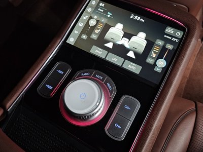 2022 Genesis G90 (RS4) — миниатюра 32
