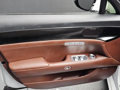 2022 Genesis G90 (RS4) — миниатюра 14