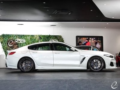 BMW 8 SERIES - 6