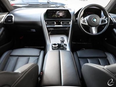 BMW 8 SERIES - 3