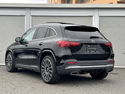 MERCEDES-BENZ GLA - 7