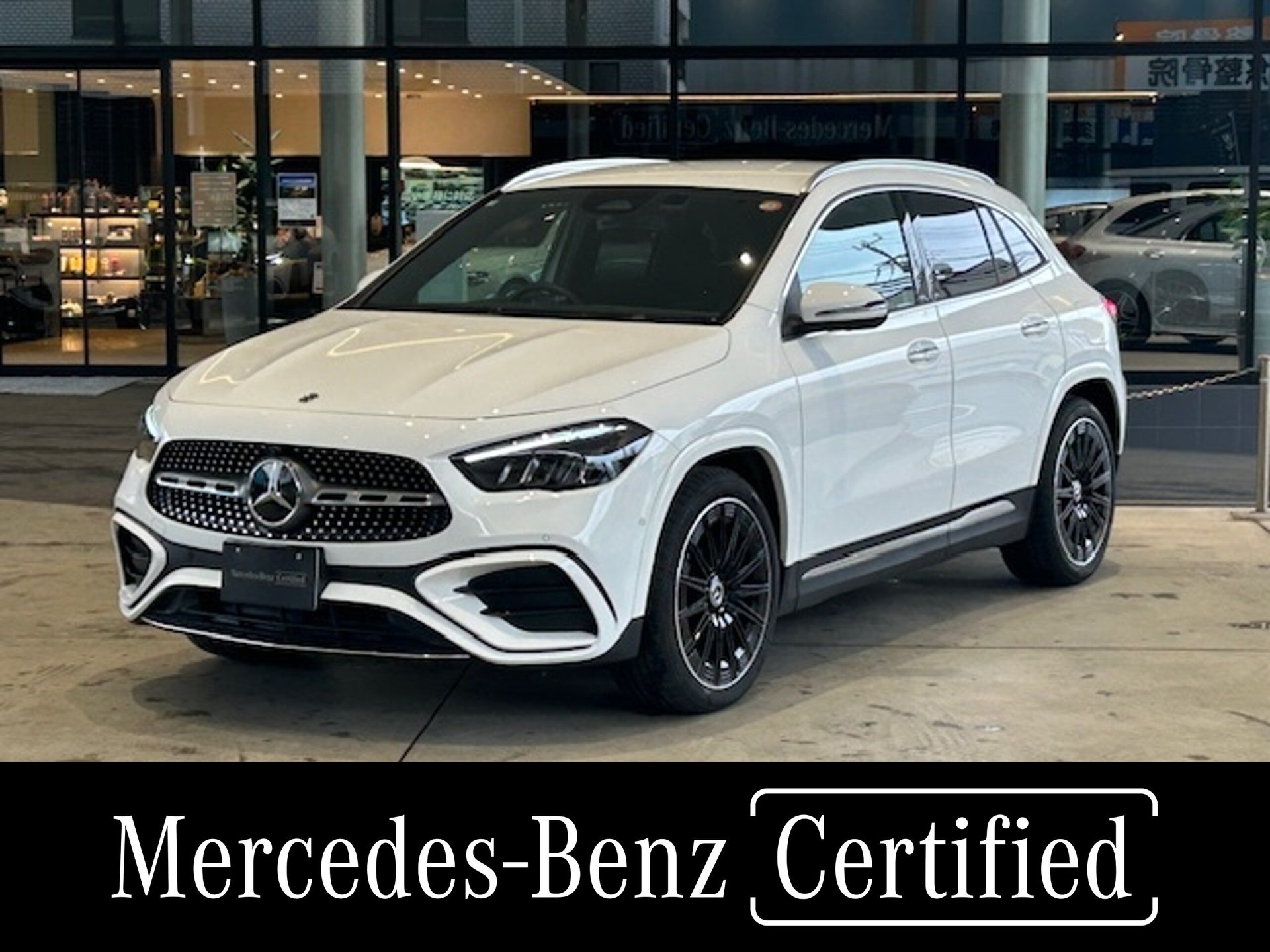 MERCEDES-BENZ GLA - View 1