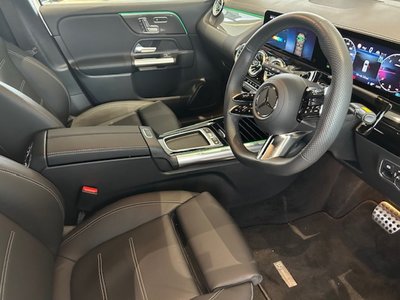 MERCEDES-BENZ GLA - 3