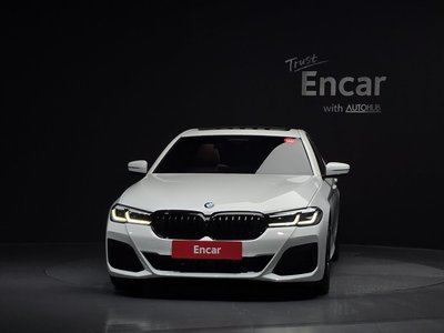 صورة 2 لـ 2023 BMW 5 SERIES