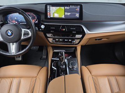 صورة 5 لـ 2023 BMW 5 SERIES