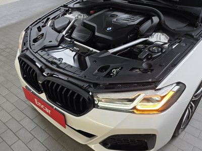 صورة 7 لـ 2023 BMW 5 SERIES