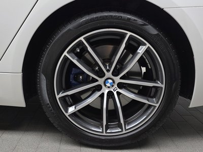 صورة 8 لـ 2023 BMW 5 SERIES